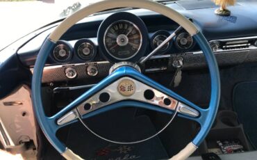 Chevrolet-impala-1960-white-1