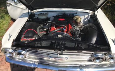 Chevrolet-impala-1960-white