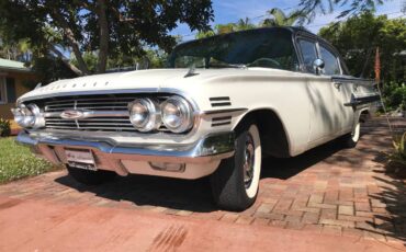 Chevrolet-impala-1960-white-8