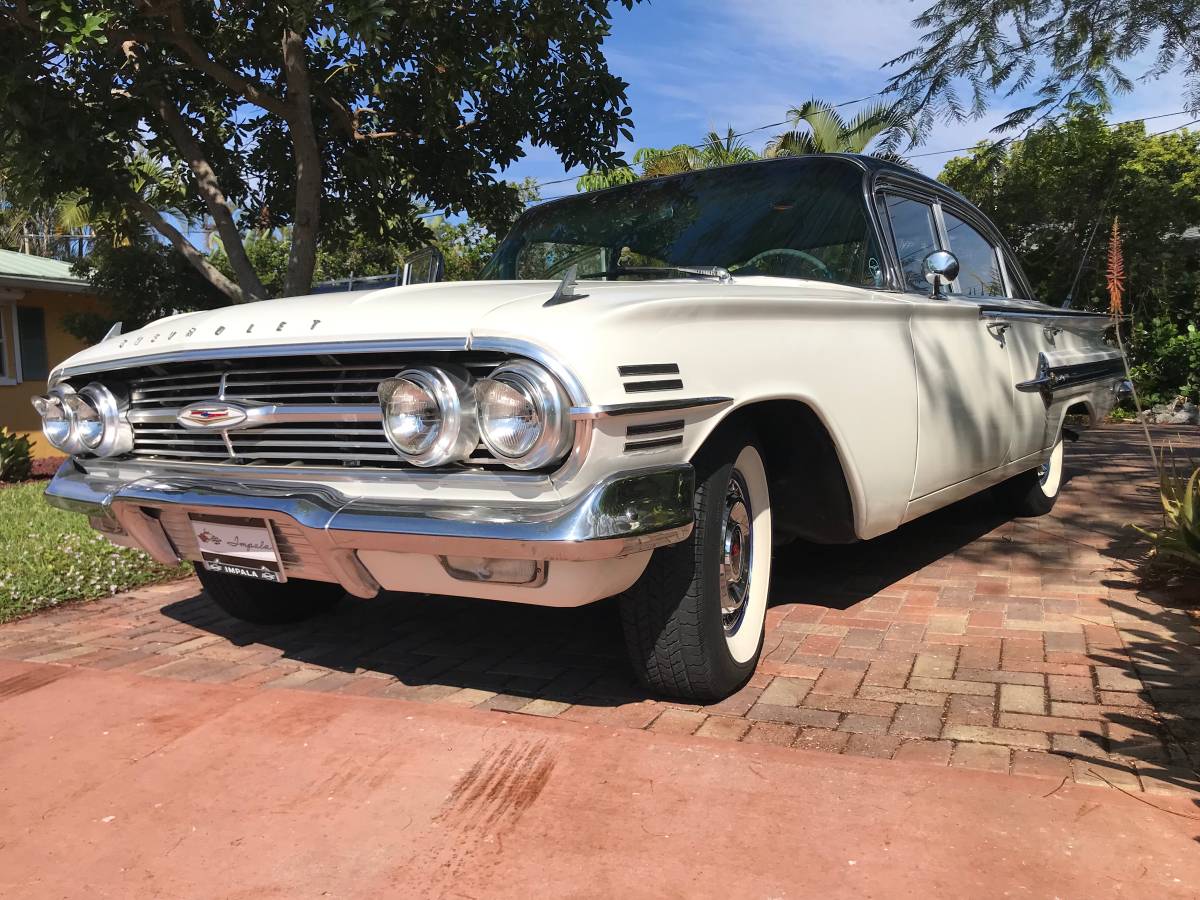 Chevrolet-impala-1960-white-8