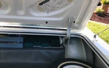 Chevrolet-impala-1960-white-9