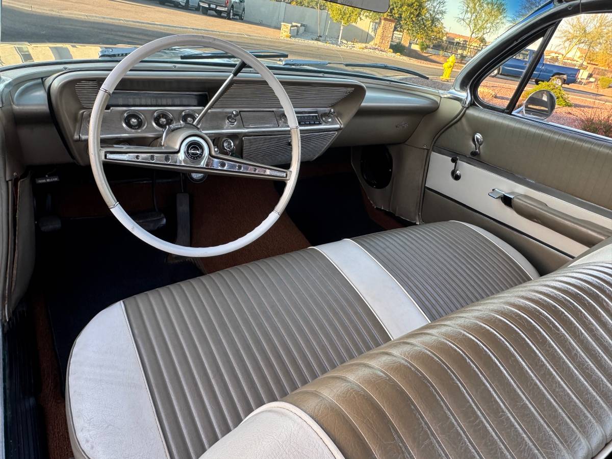 Chevrolet-impala-1961-custom-7