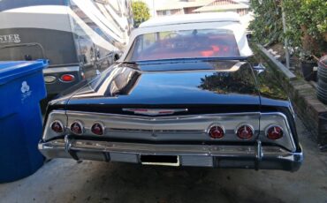 Chevrolet-impala-1962-black-2