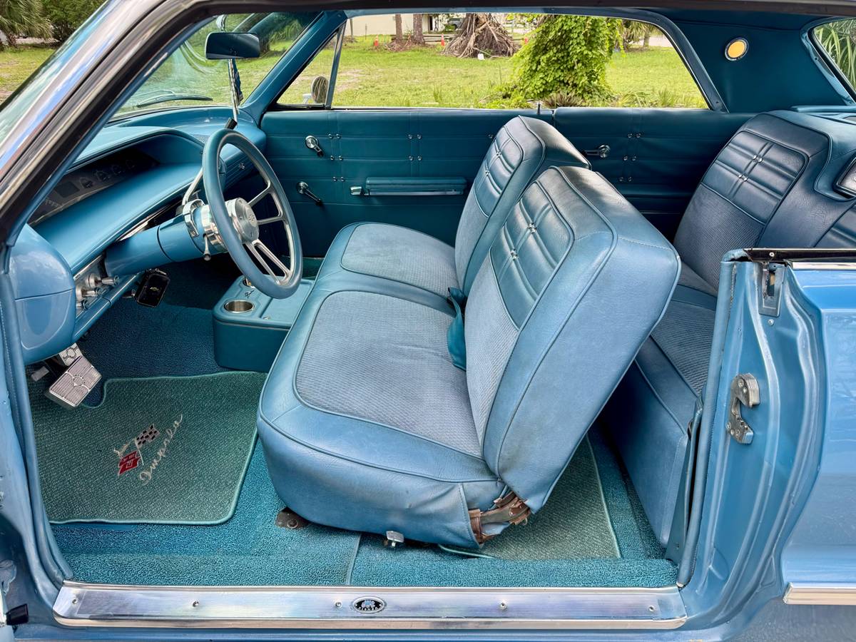 Chevrolet-impala-1963-blue-22