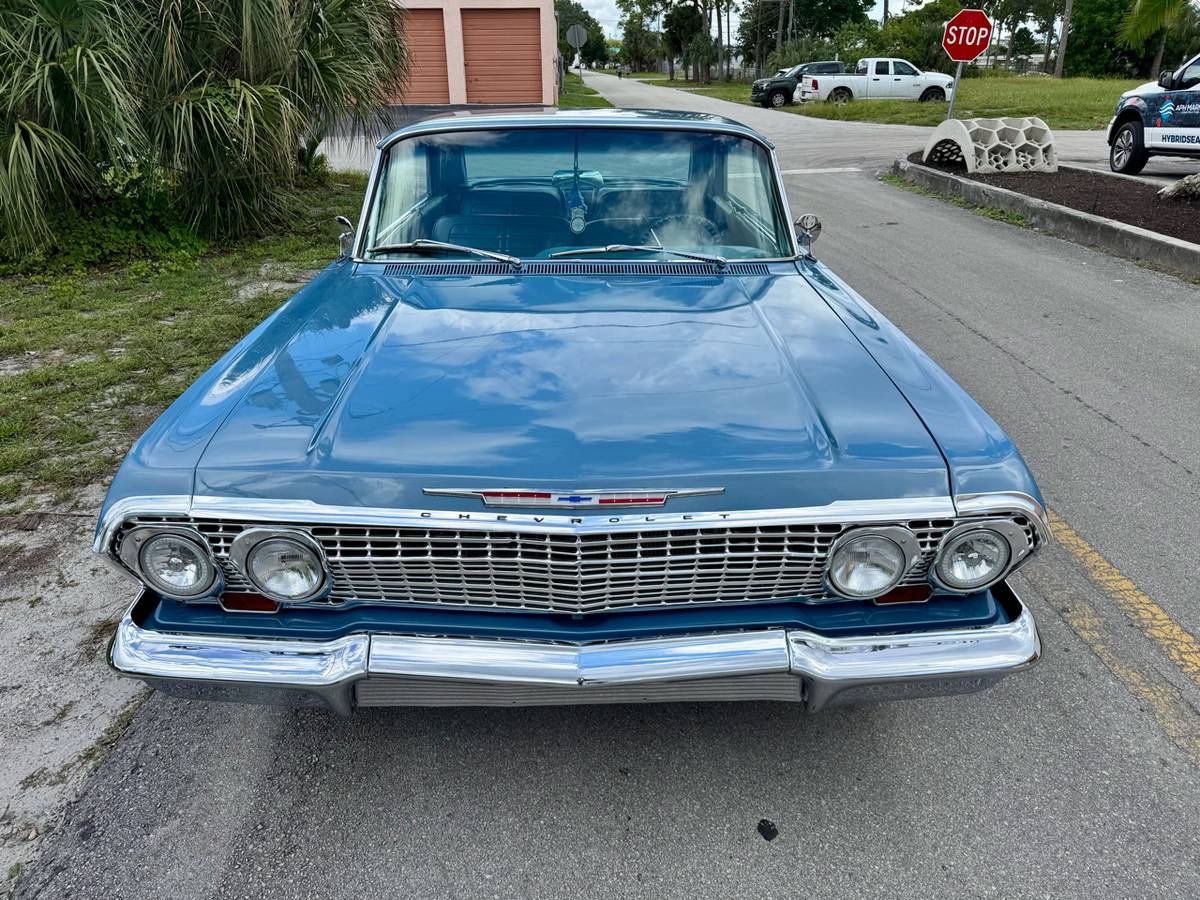 Chevrolet-impala-1963-blue-35