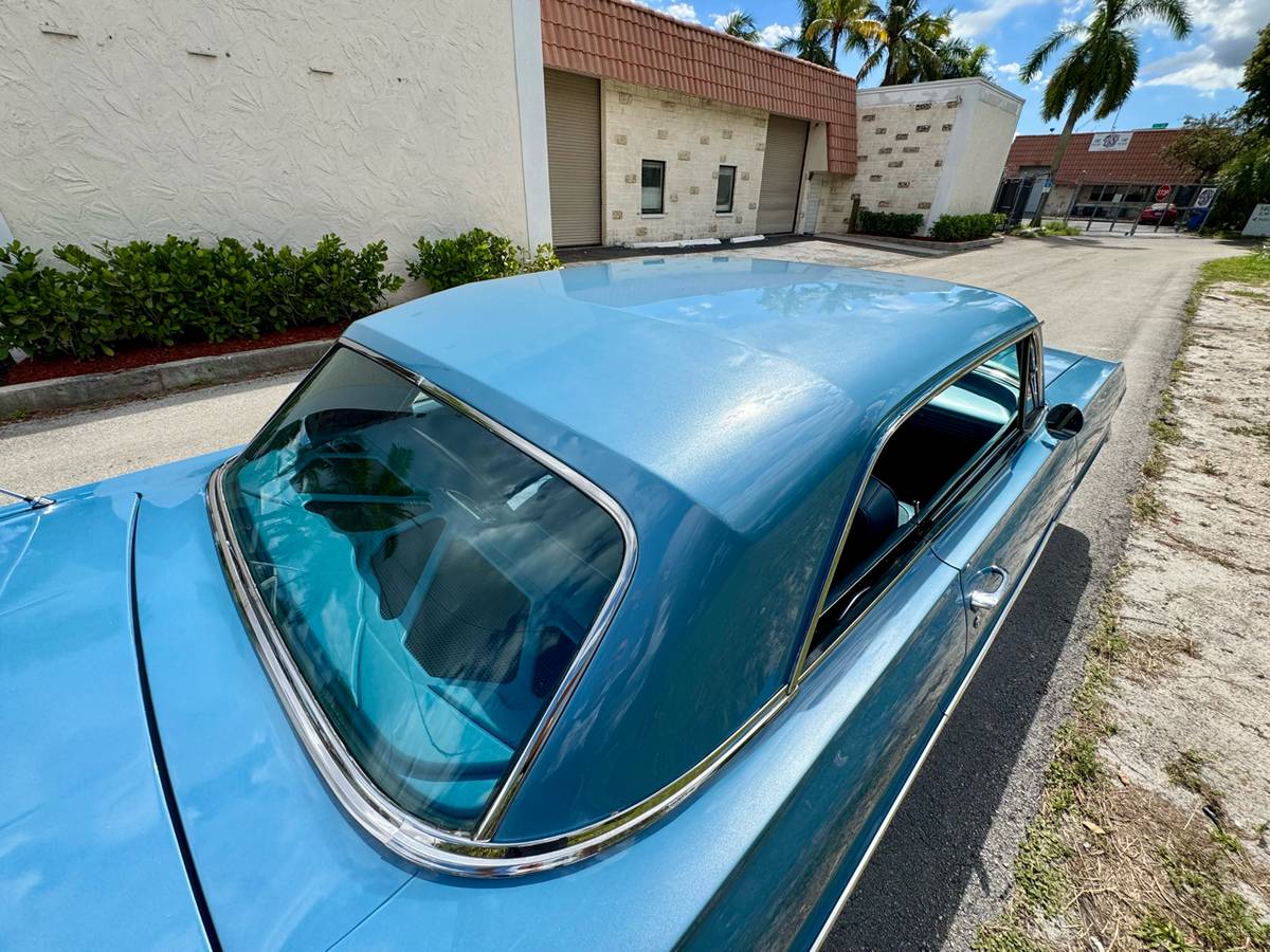 Chevrolet-impala-1963-blue-40