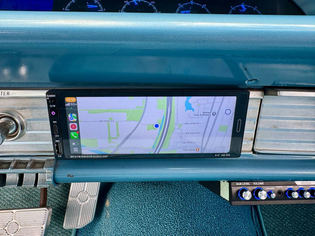 Chevrolet-impala-1963-blue-41