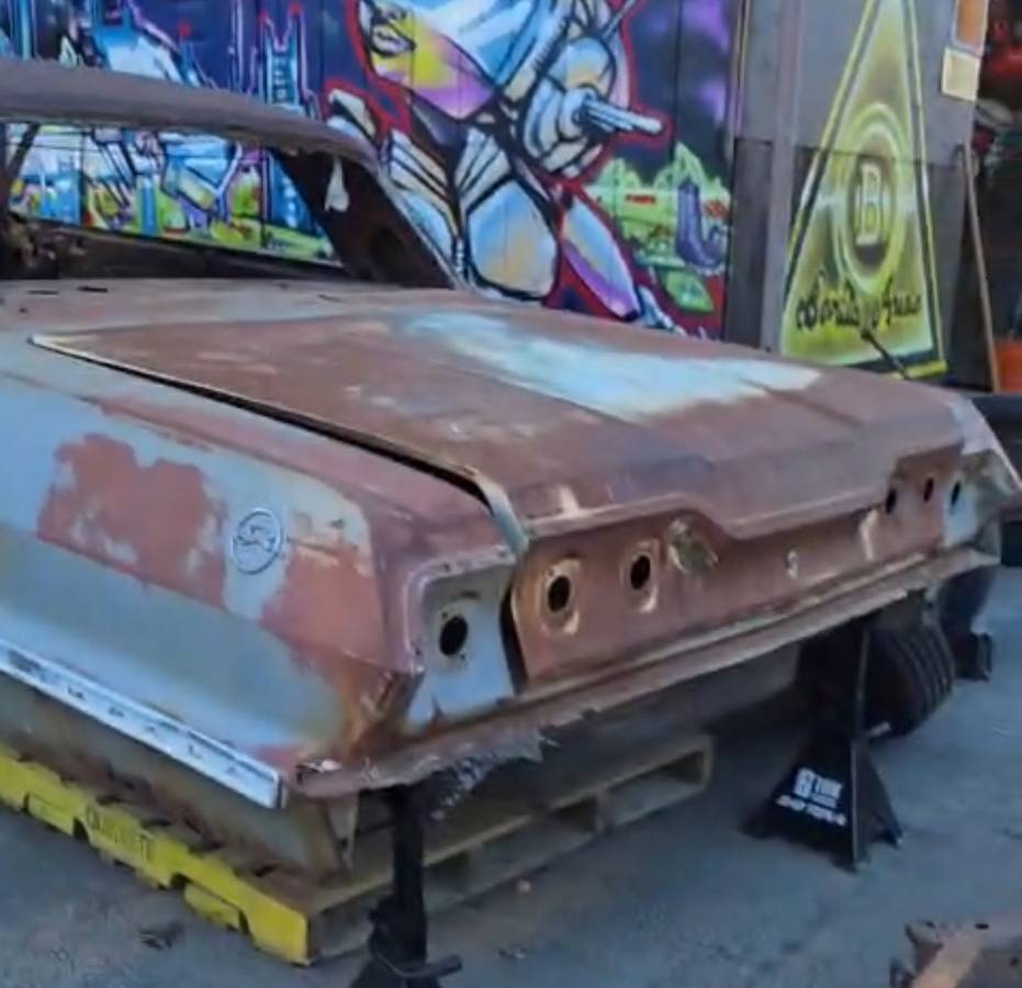 Chevrolet-impala-1963-brown-1