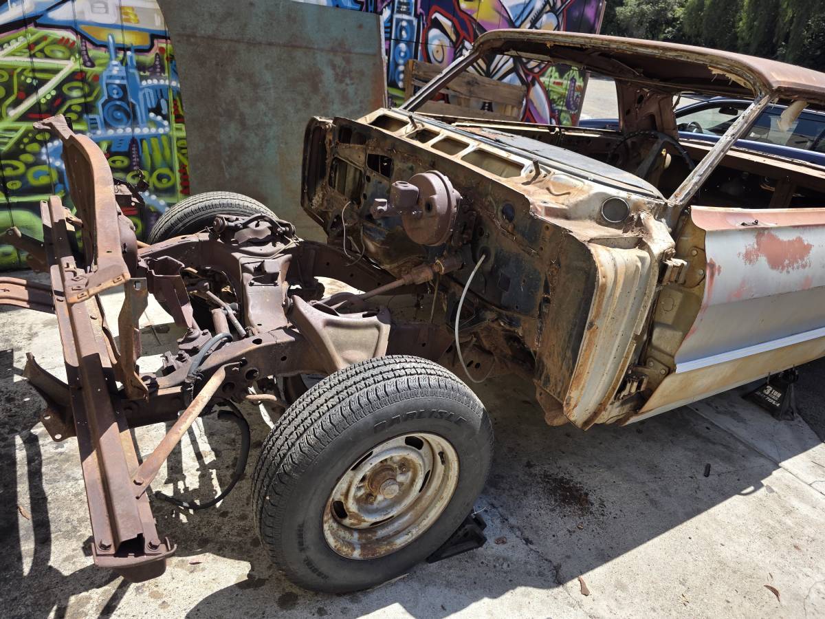 Chevrolet-impala-1963-brown-2