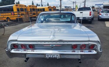 Chevrolet-impala-1964-silver-1