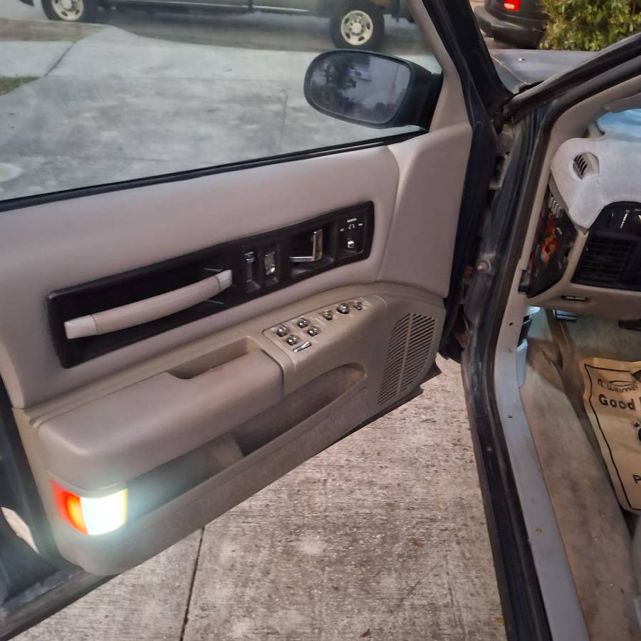 Chevrolet-impala-ss-1996-green-10