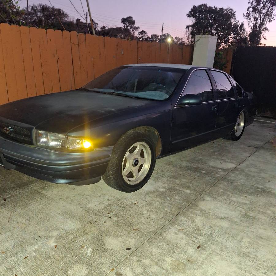 Chevrolet-impala-ss-1996-green-18