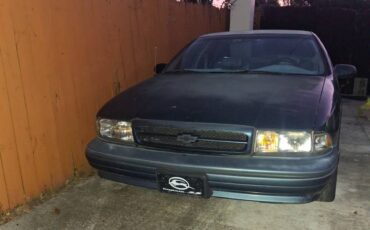 Chevrolet-impala-ss-1996-green-19