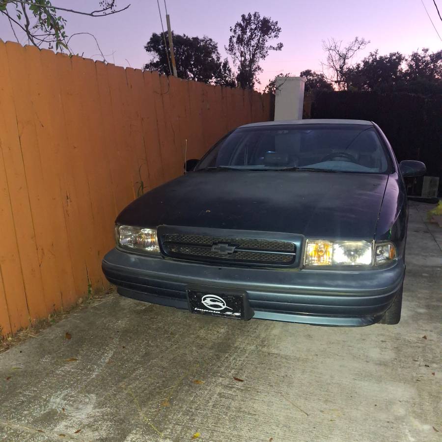 Chevrolet-impala-ss-1996-green-19