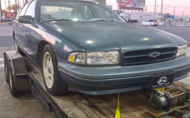 Chevrolet-impala-ss-1996-green-2