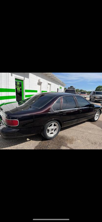 Chevrolet-impala-ss-1996
