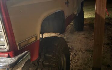 Chevrolet-k10-1986-red-2