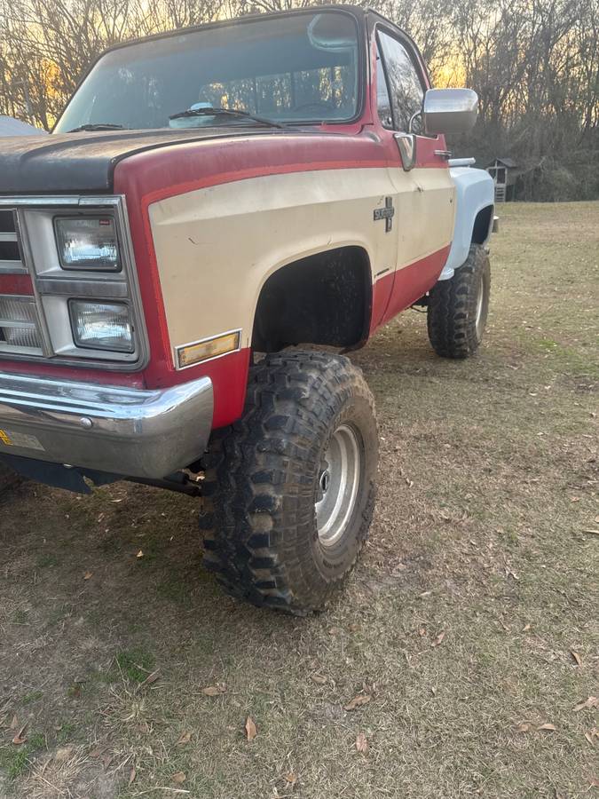 Chevrolet-k10-1986-red