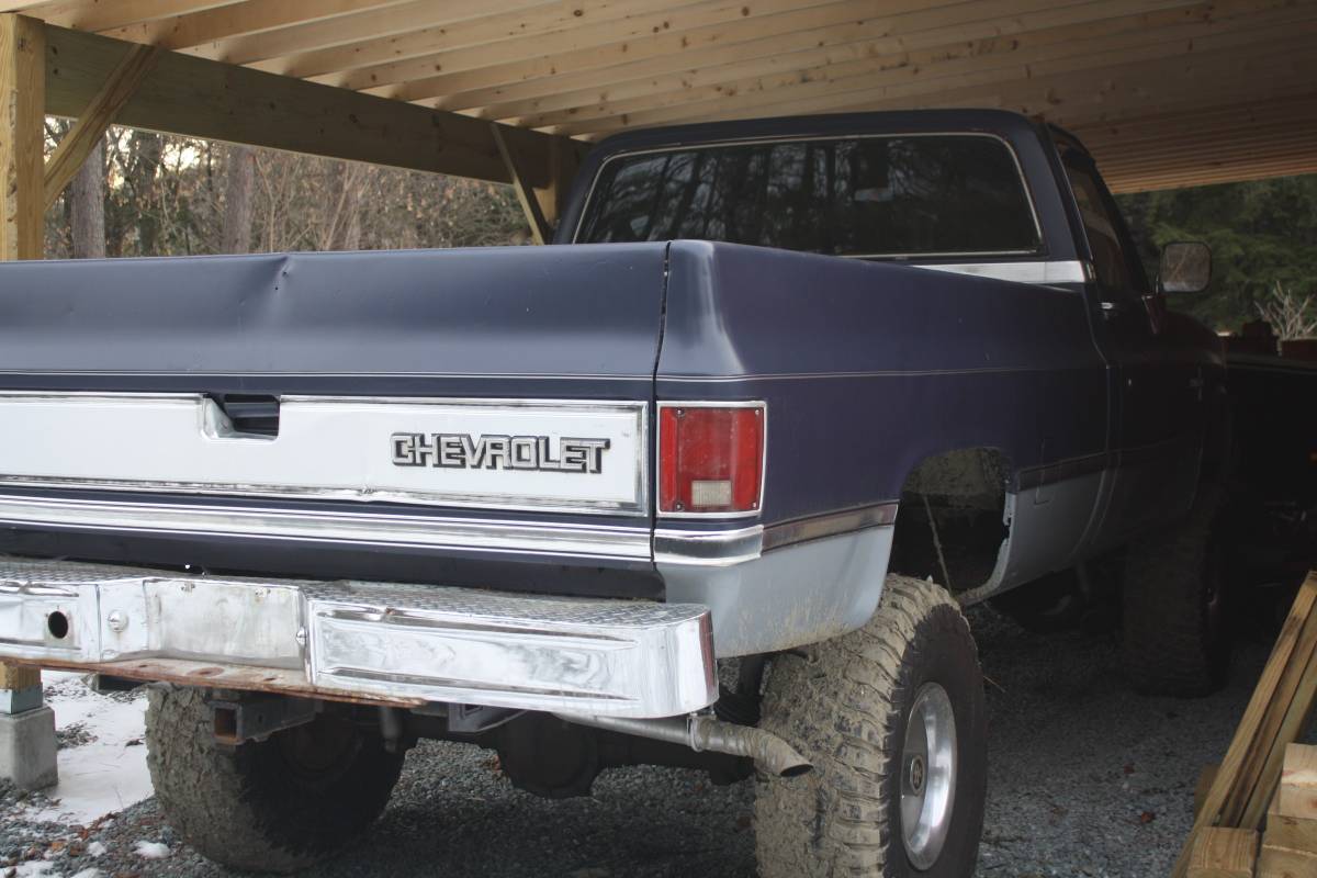 Chevrolet-k10-scottsdale-1985-blue-3