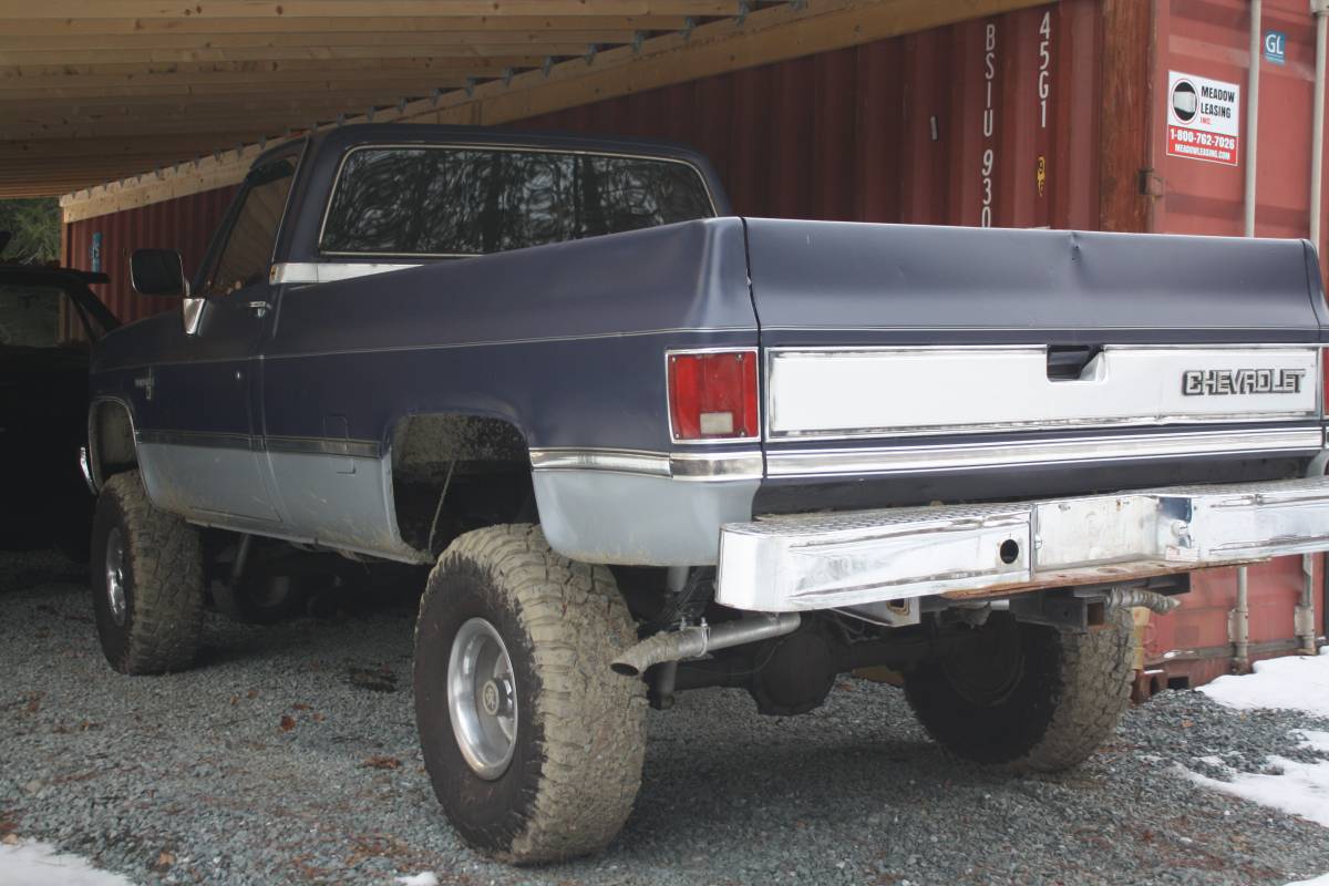 Chevrolet-k10-scottsdale-1985-blue-4