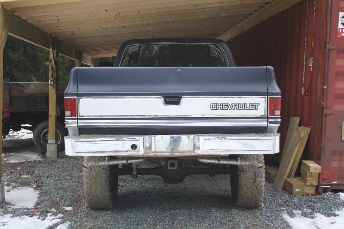 Chevrolet-k10-scottsdale-1985-blue-8