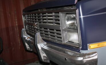 Chevrolet-k10-scottsdale-1985-blue-9