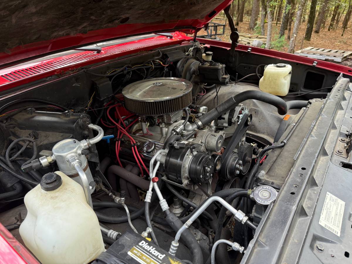 Chevrolet-k20-1986-red-2