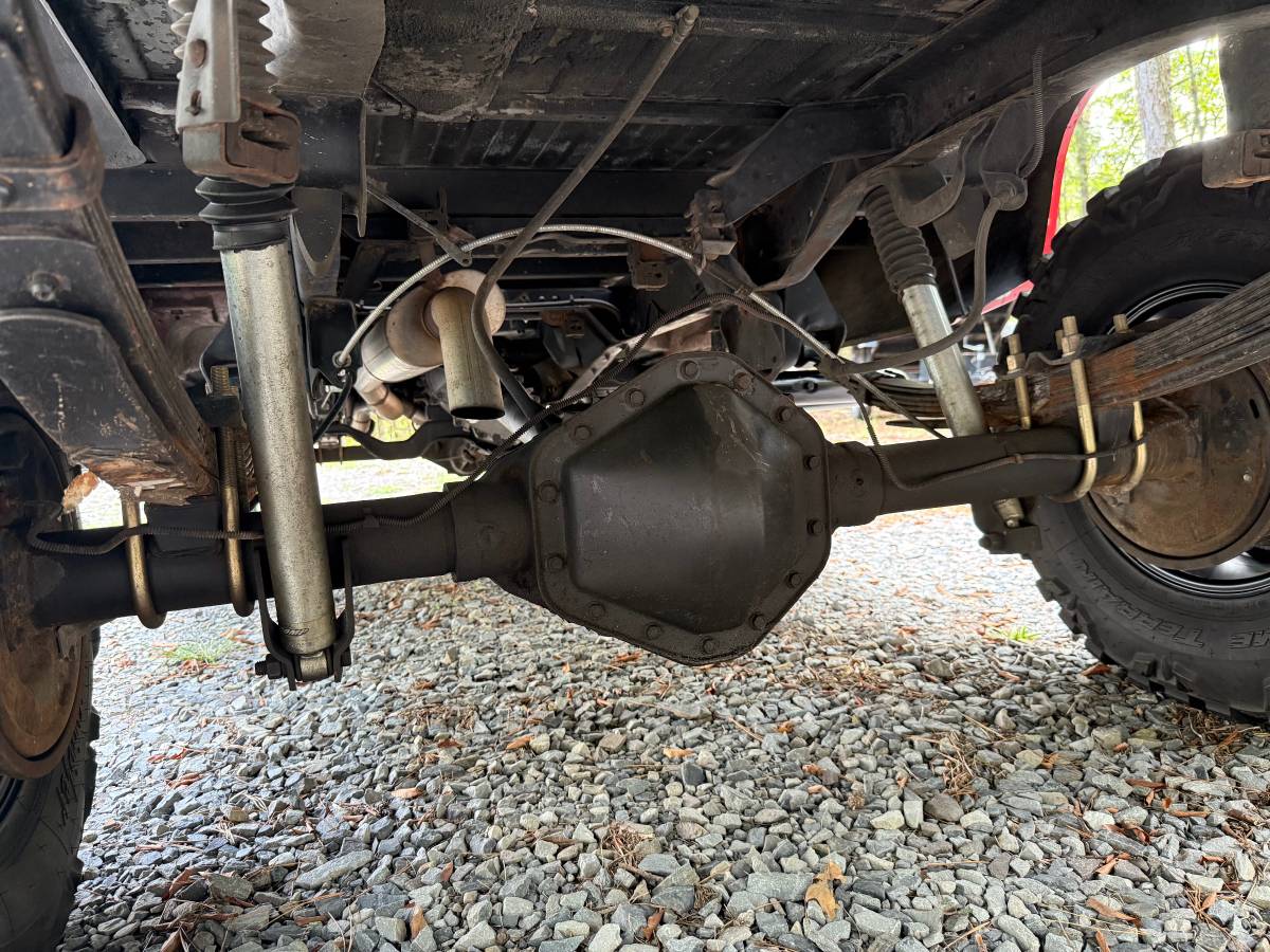 Chevrolet-k20-1986-red-3