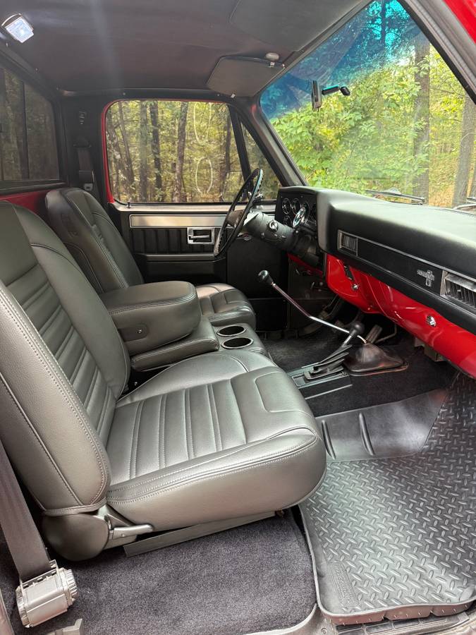 Chevrolet-k20-1986-red-9