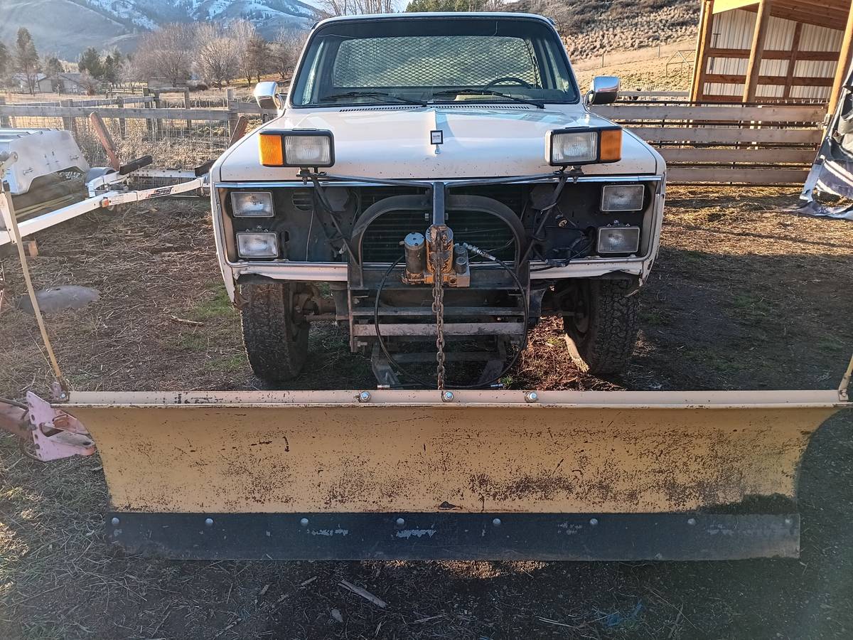 Chevrolet-k20-diesel-1985-3