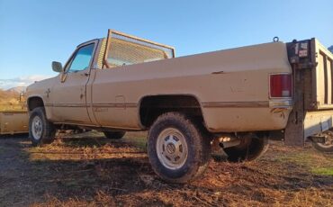 Chevrolet-k20-diesel-1985