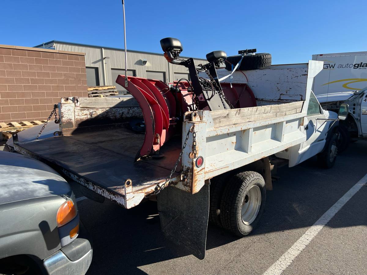 Chevrolet-k3500-diesel-1995-white-1