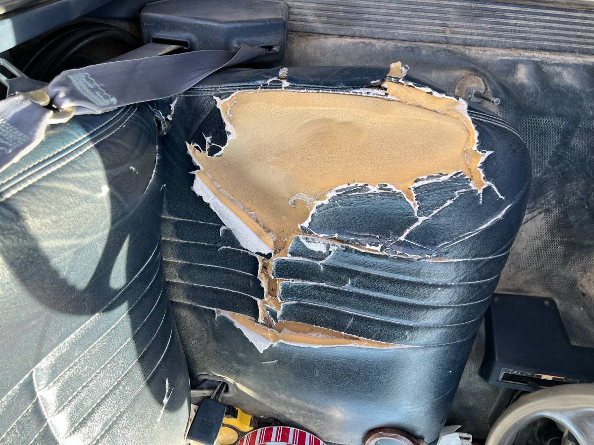 Chevrolet-k3500-diesel-1995-white-3