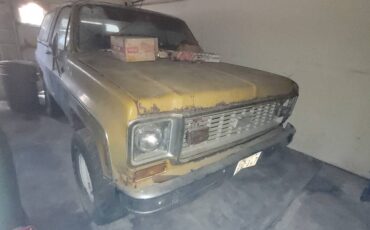 Chevrolet-k5-blazer-1974-yellow