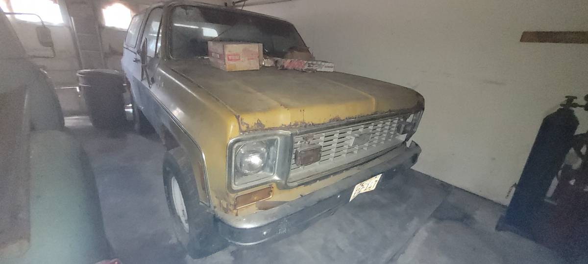 Chevrolet-k5-blazer-1974-yellow