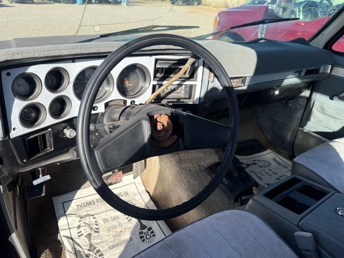 Chevrolet-k5-blazer-1985-8