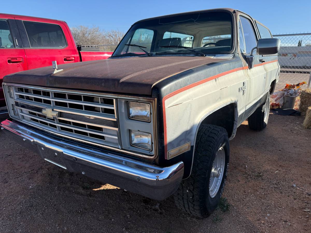 Chevrolet-k5-blazer-1985