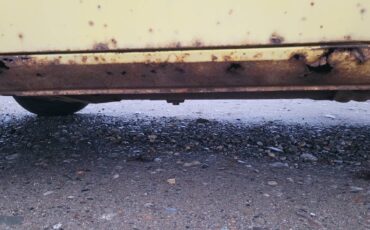 Chevrolet-luv-1976-yellow-12