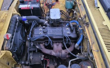 Chevrolet-luv-1976-yellow-7