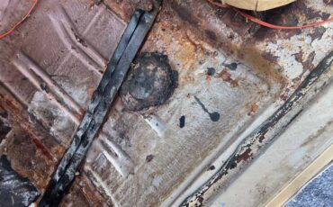 Chevrolet-malibu-1971-yellow-10