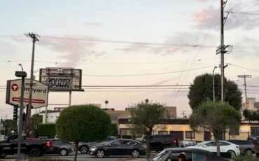Chevrolet-malibu-1972-red-4