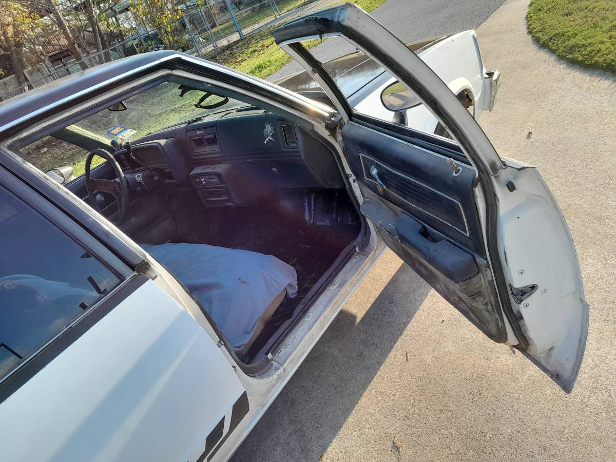 Chevrolet-malibu-gbody-1980-black-8