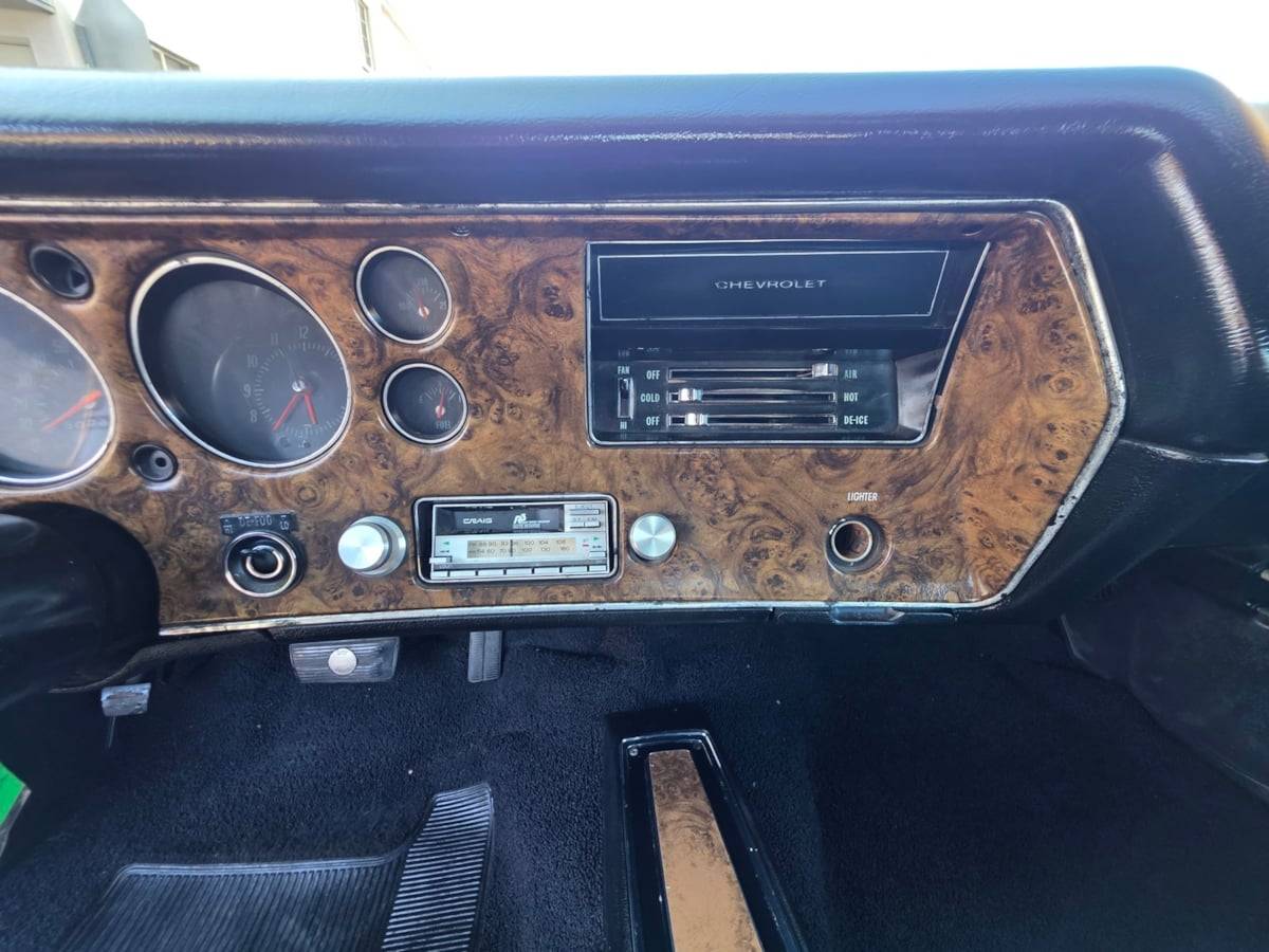 Chevrolet-monte-carlo-1970-red-19