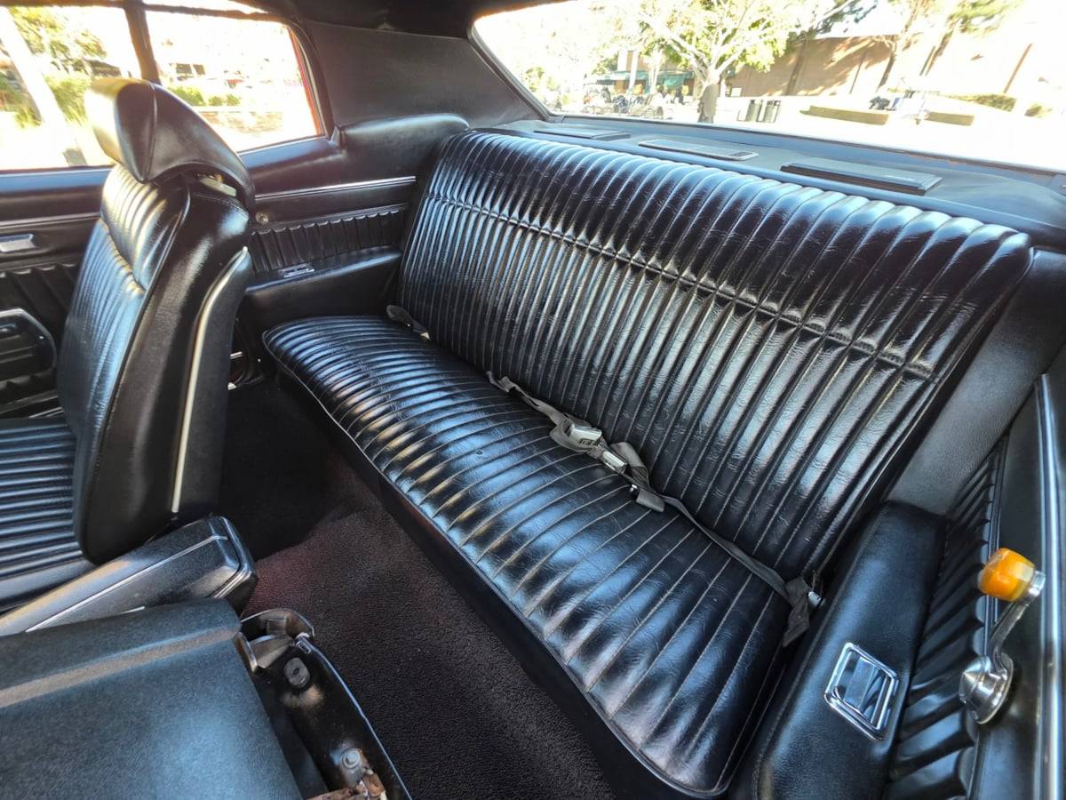 Chevrolet-monte-carlo-1970-red-21