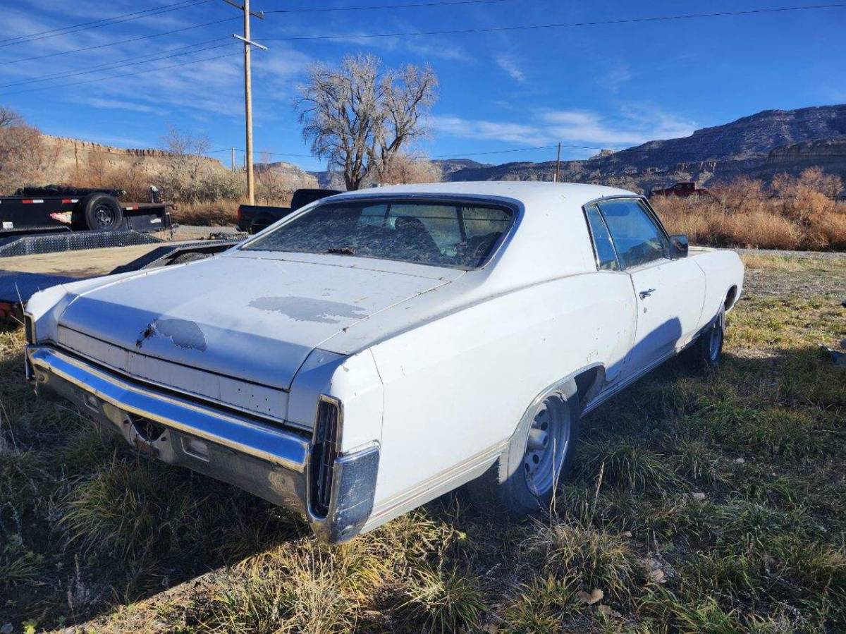 Chevrolet-monte-carlo-1971-white-1