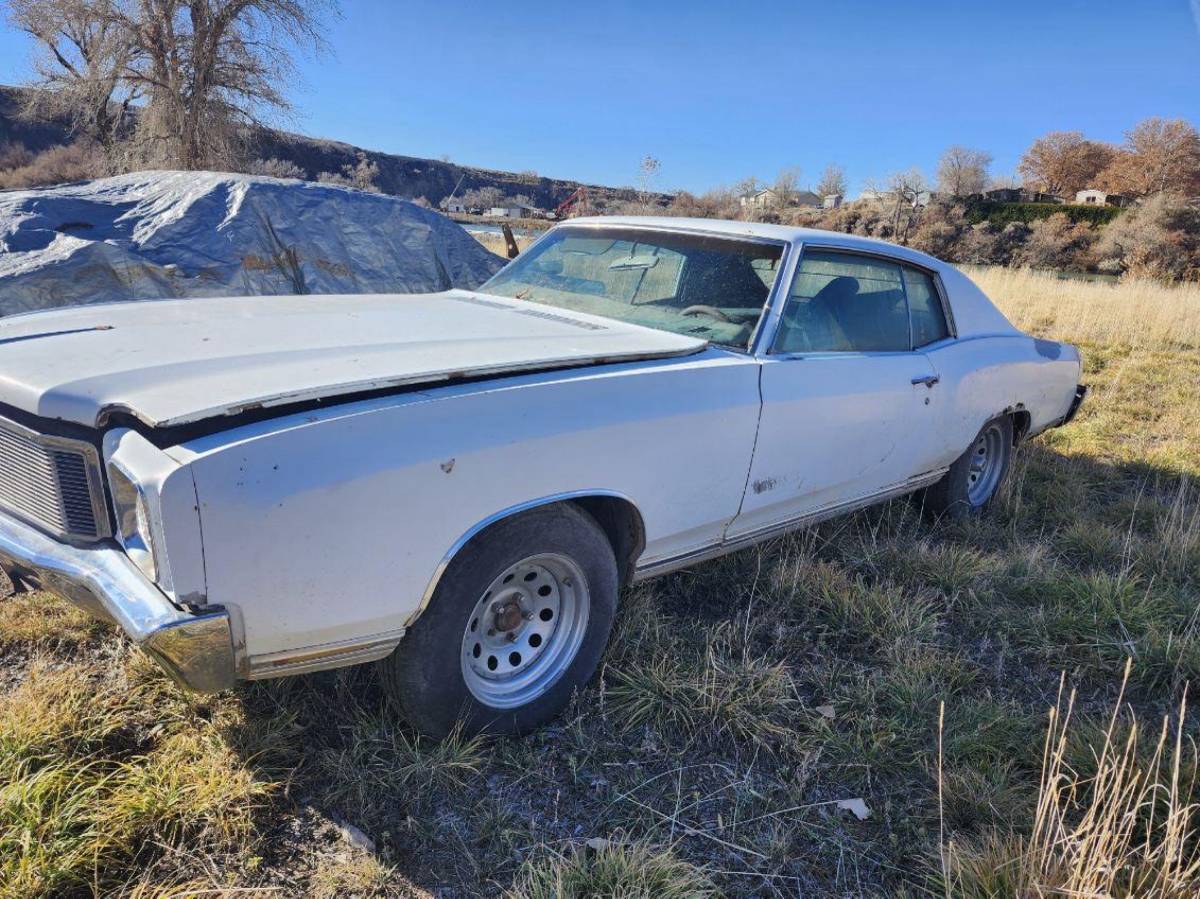 Chevrolet-monte-carlo-1971-white-5