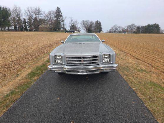 Chevrolet-monte-carlo-1976-silver-2