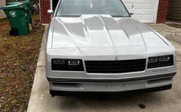 Chevrolet-monte-carlo-1984-grey-1