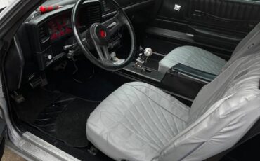 Chevrolet-monte-carlo-1984-grey-13