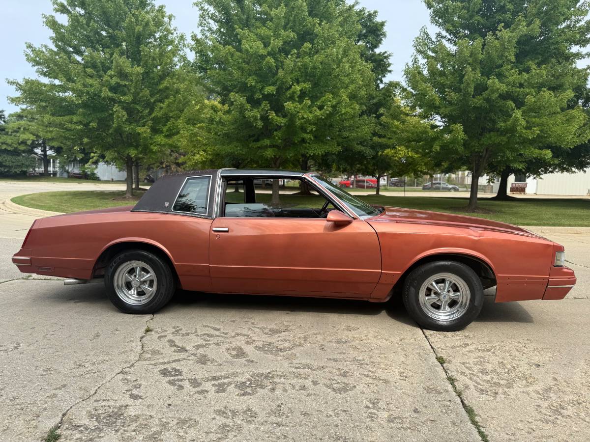 Chevrolet-monte-carlo-ls-1986-orange-4